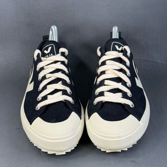 Veja Nova Canvas Low Black Pierre sneaker shoes men’s size 8 main image 4